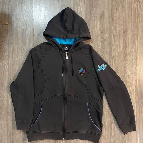 Air Jordan Vintage Hoodie Front 